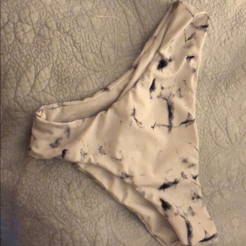 Bathing suit bottoms